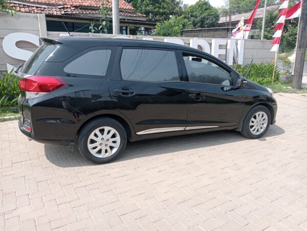 Honda Mobilio 2014 E Matic - Gambar 8