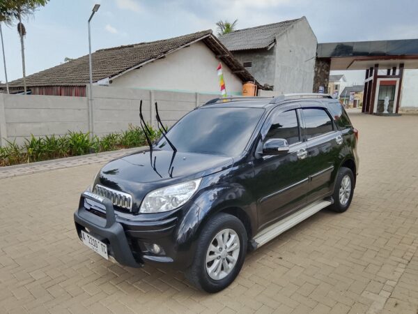 Daihatsu Terios TX manual 2010